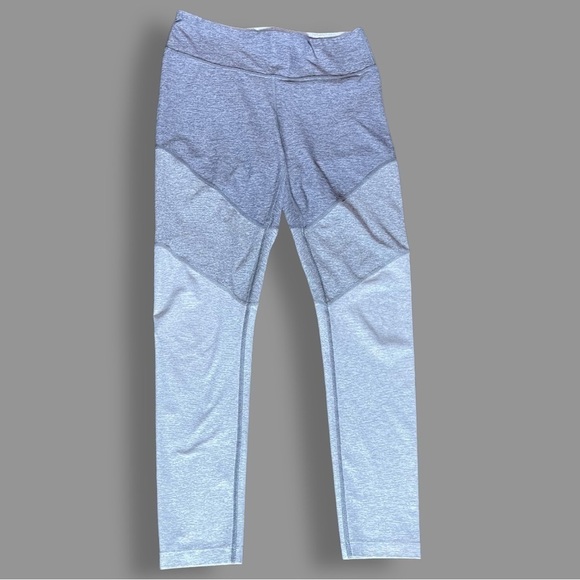 OUTDOOR Voices 7/8 Spring Leggings Size Medium Graphite/Ash/Dove No longer avail - Picture 2 of 9